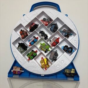 Thomas & Friends 16 Mini Train cars Bundle With Carrying Case  , Mattel 2014